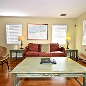 https://casa-havana-duval-square.hotels-in-key-west.com